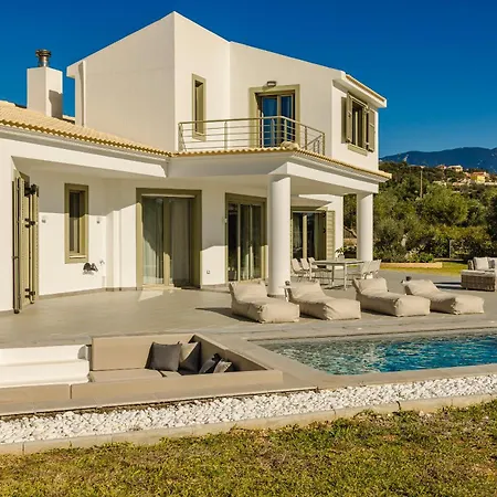 Villa Felicity Svoronata