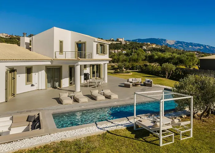 Villa Felicity Svoronata