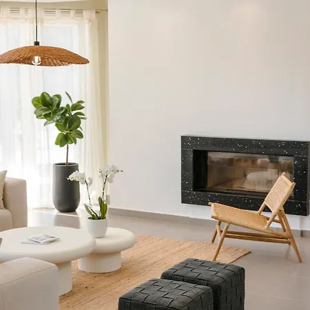 Вилла Felicity Свороната