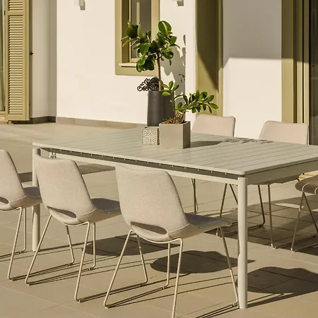 Felicity Vilă